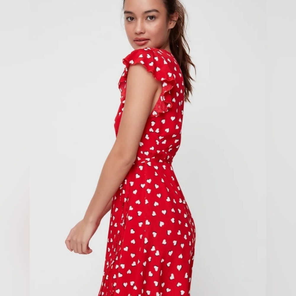 aritzia x Sunday Best savoy wrap dress Hearts